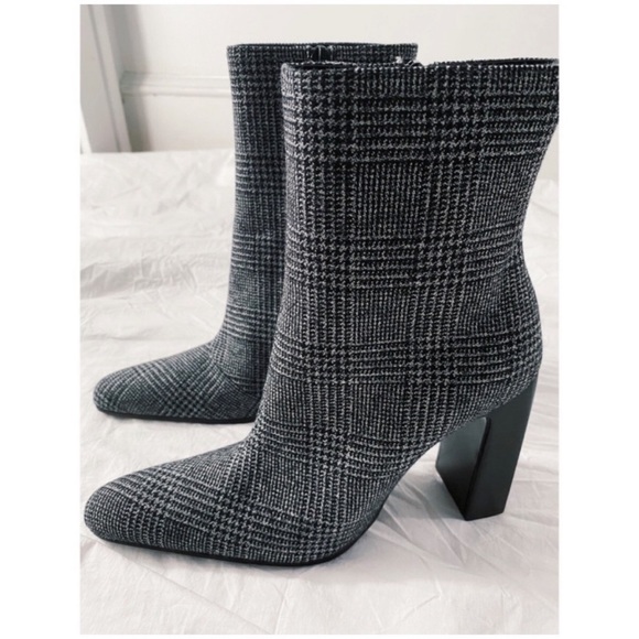 Balenciaga Wool Heeled Booties - Picture 2 of 9